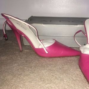 Pointed Stiletto Heel With Ankle Strap